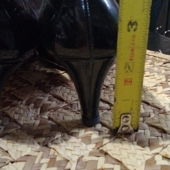 PRADA HEELS PATENT LEATHER - Picture 6 of 10